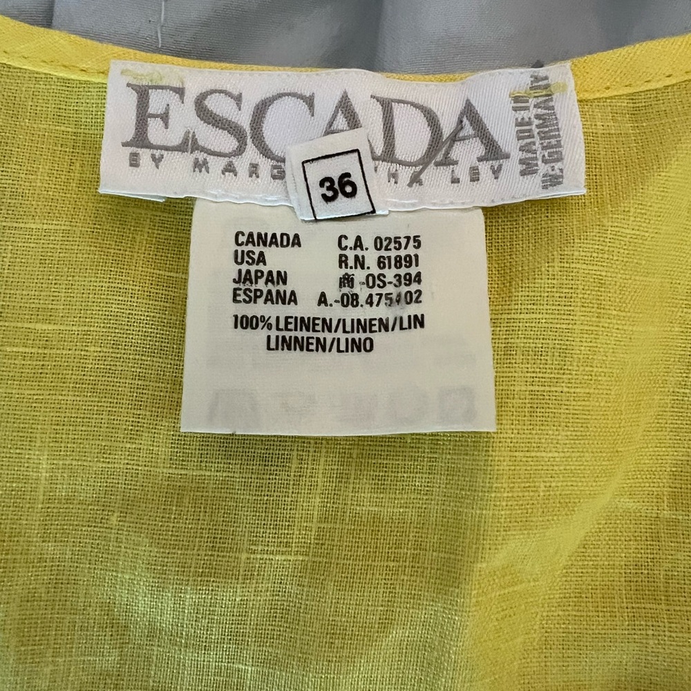 Escada authentic yellow tank - Picture 5 of 5